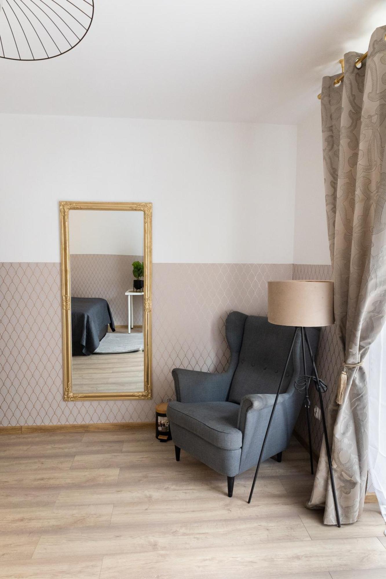 Clicktheflat Zurawia Street Apart Rooms ワルシャワ 部屋 写真