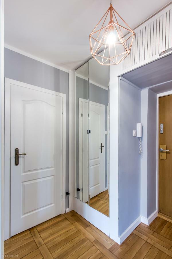 Clicktheflat Zurawia Street Apart Rooms ワルシャワ エクステリア 写真