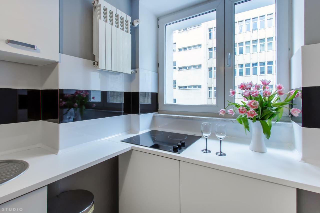 Clicktheflat Zurawia Street Apart Rooms ワルシャワ エクステリア 写真